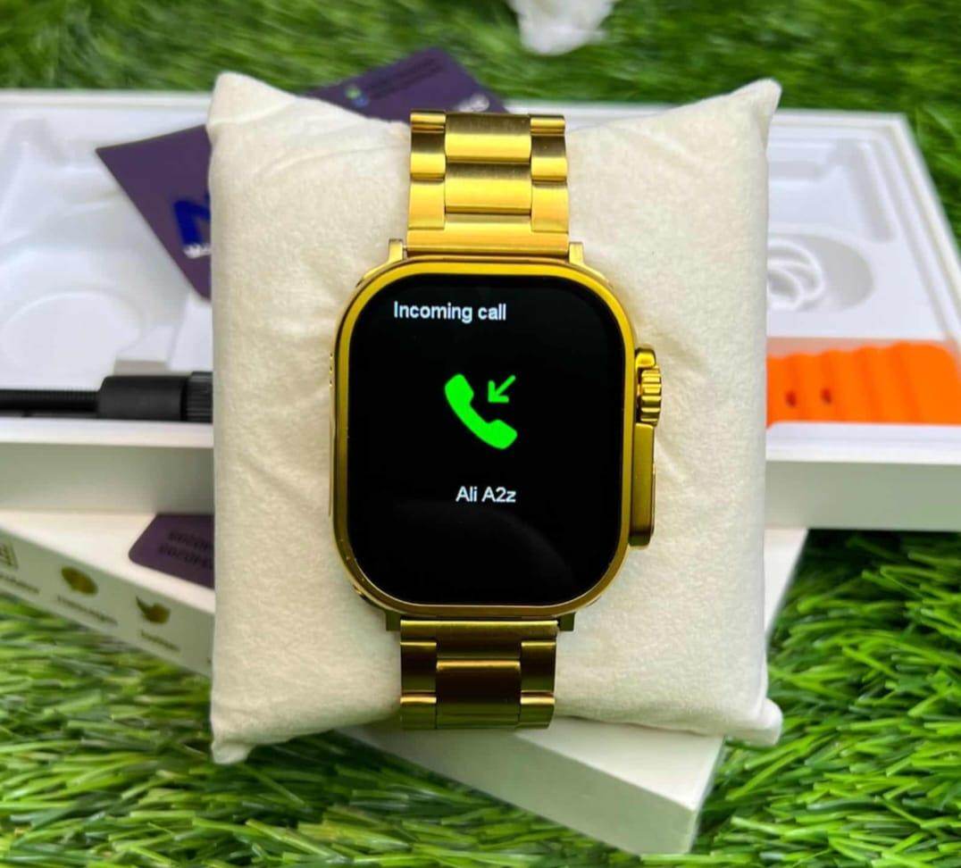 Cr ultra 2 Max Gold Smart Watch, New Golden Edition - Luxury Smartwatch with HD Display - Stile Gadget